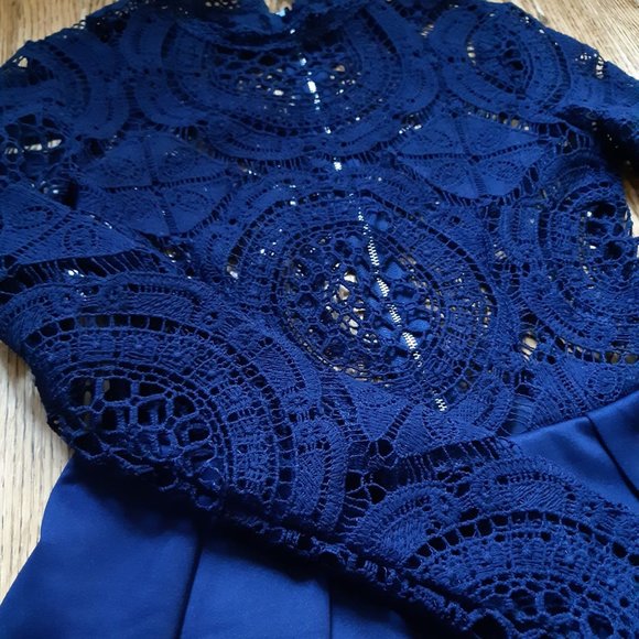 Windsor navy crochet top fit and flare dress - Picture 4 of 4